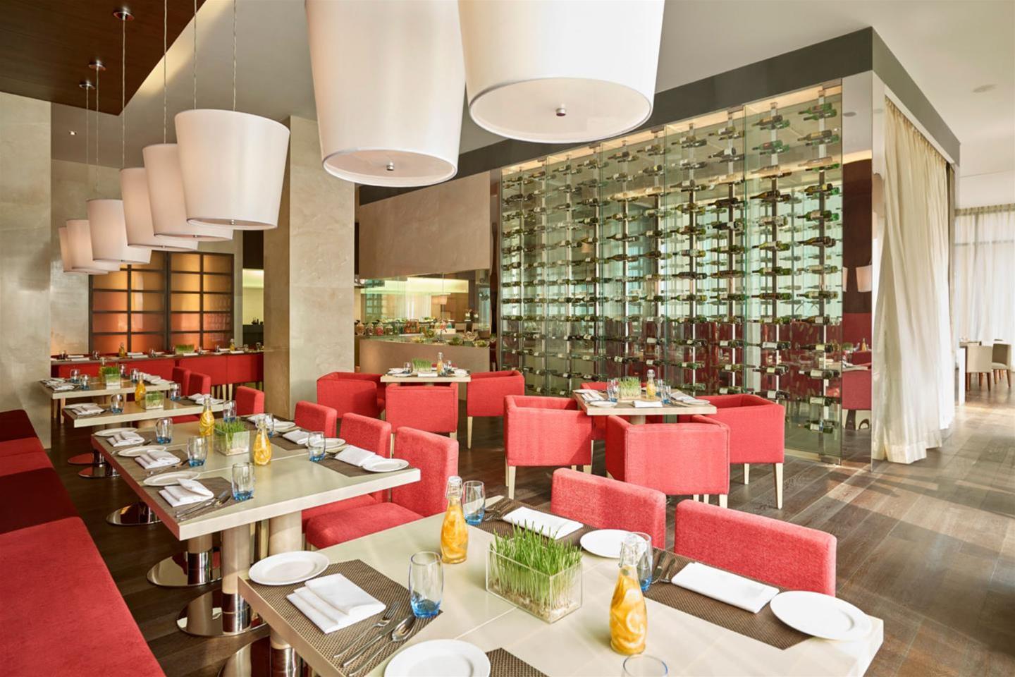Vivanta New Delhi, Dwarka Hotel