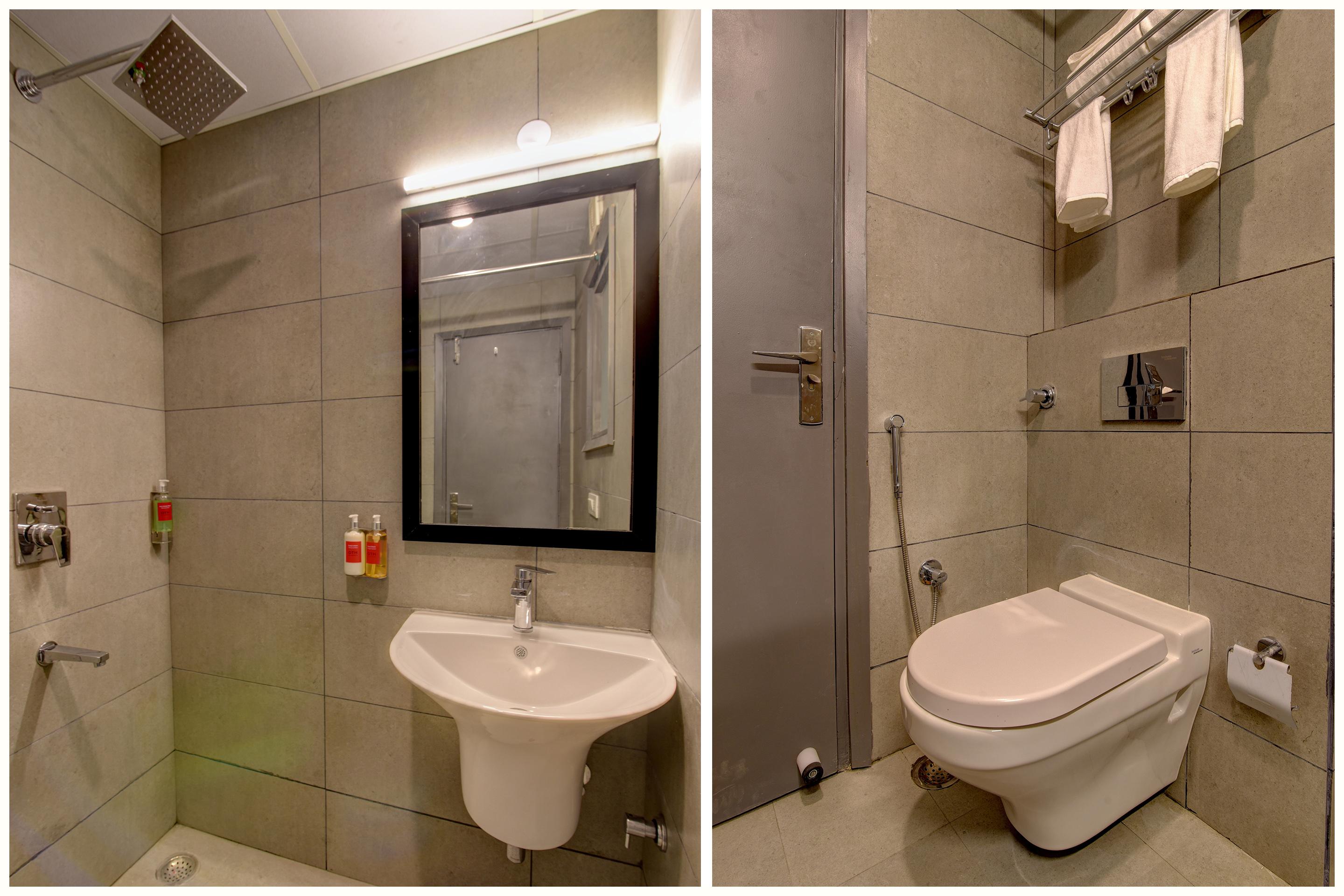 Oyo Townhouse 117 Punjabi Bagh Near Tdi Mall 4*