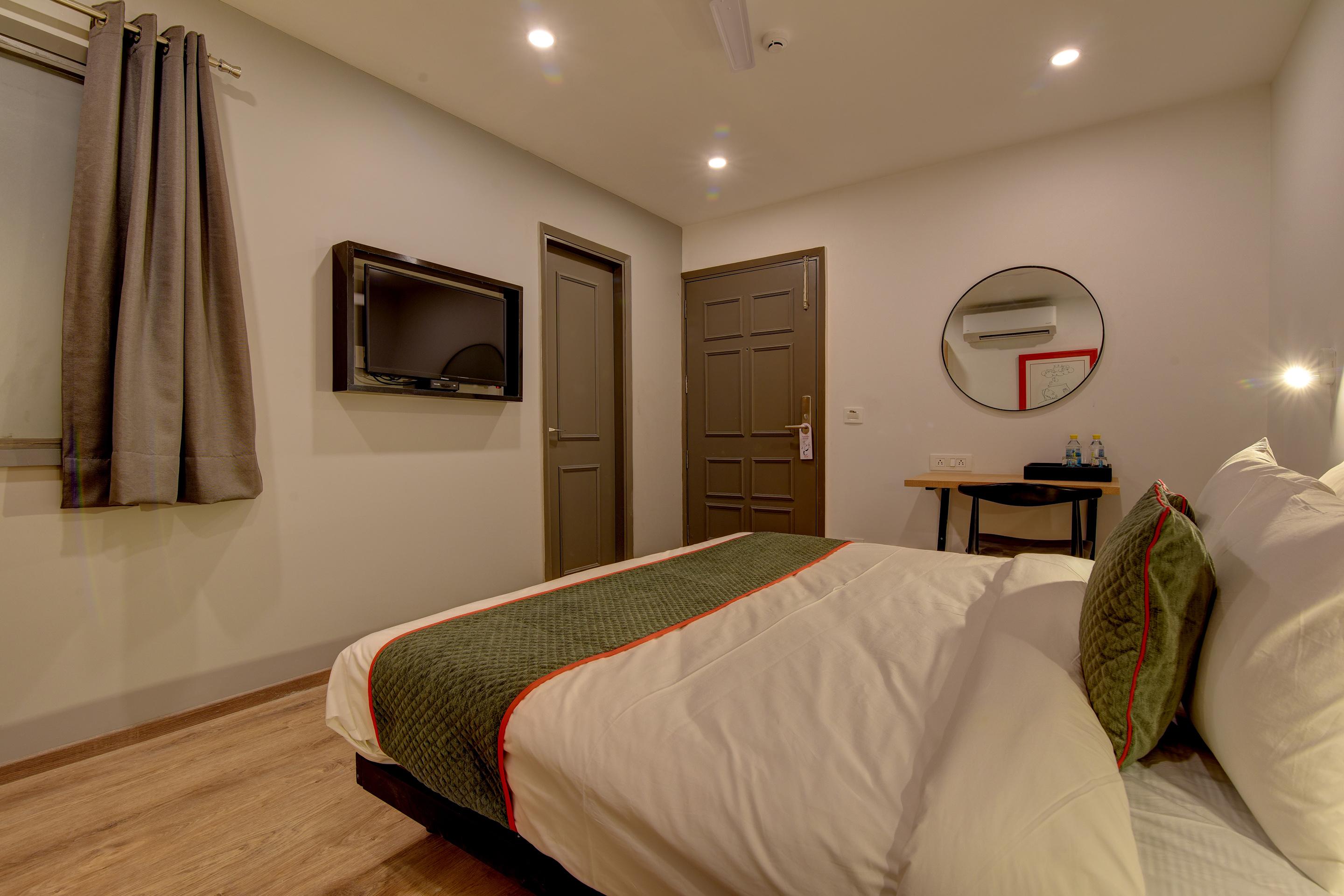 Oyo Townhouse 117 Punjabi Bagh Near Tdi Mall 4* New Delhi