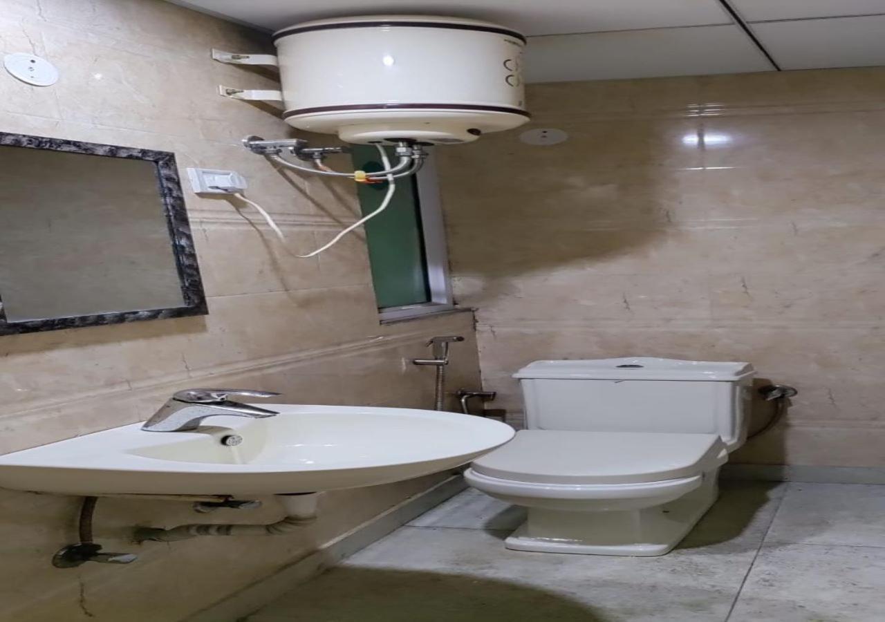 Hotel Hotel International Neelam Near New Delhi Railway Station New Delhi