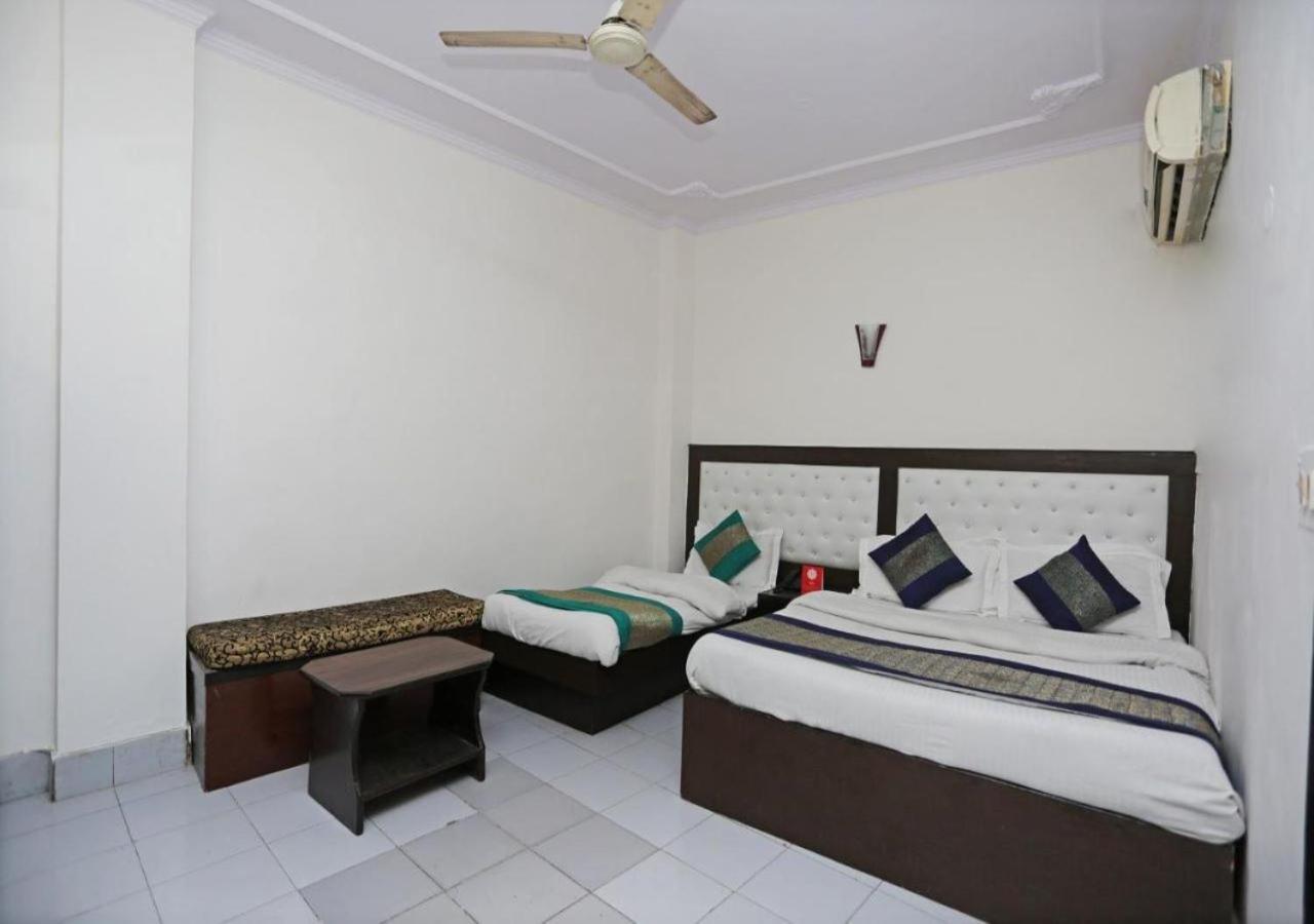 Hotel International Neelam Near New Delhi Railway Station
