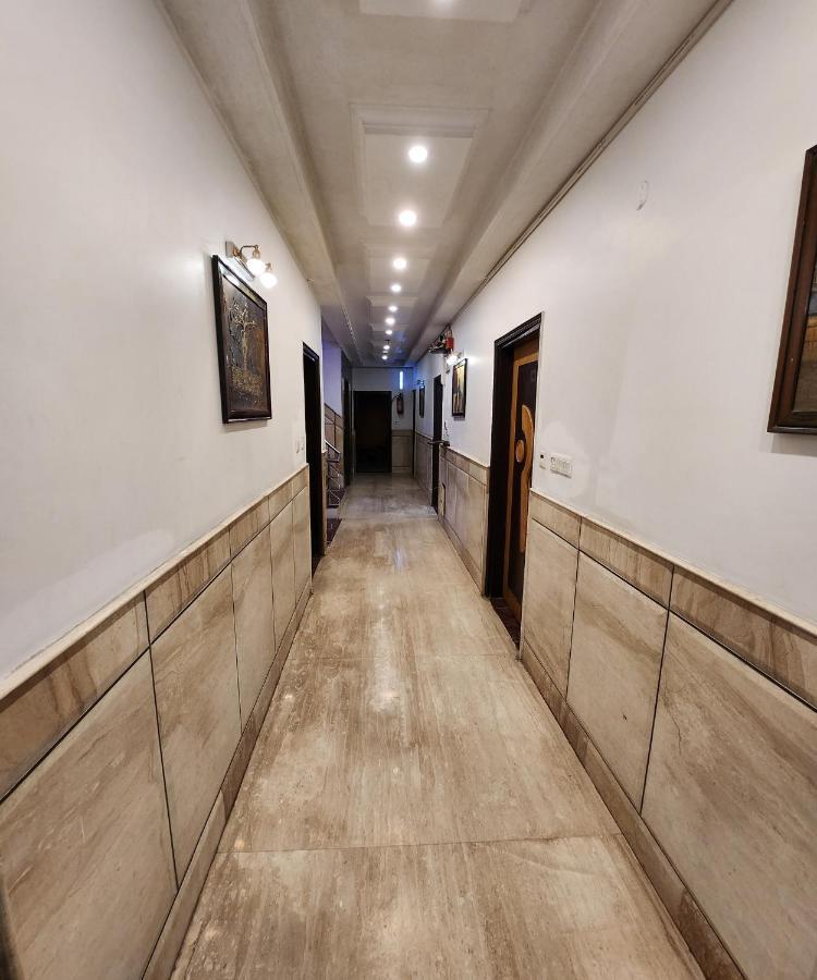 Delhi Heart At Railway Station Hotel New Delhi