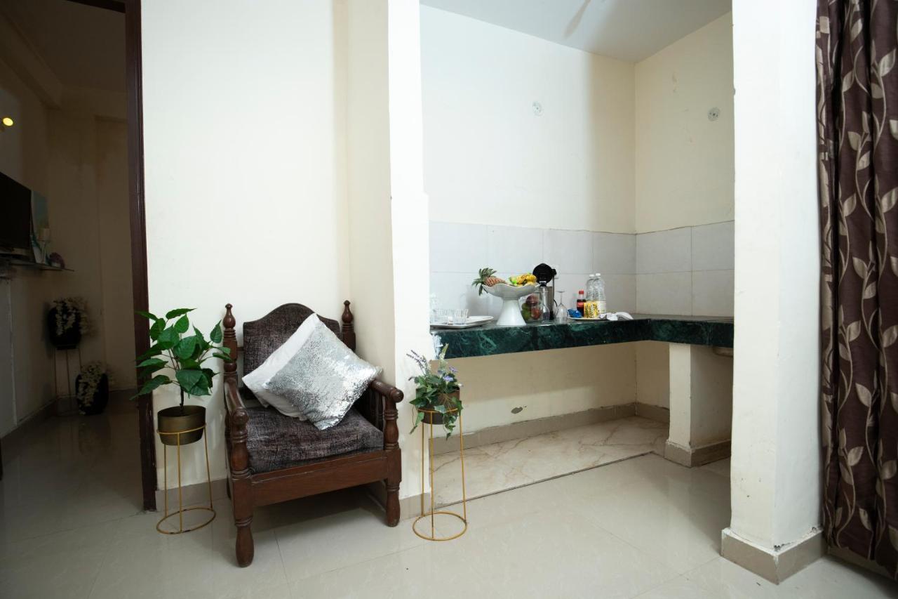 Royale Avenue Hotel 3*