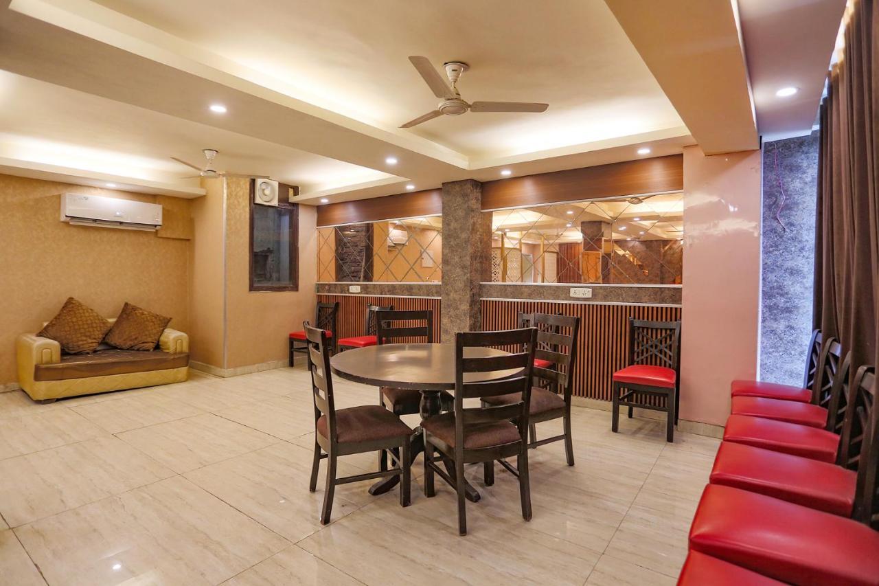The Paradise Near Apollo Hospital Hotel Nova Deli
