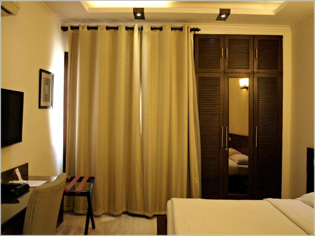 Stallen Hospitality Defence Colony New Delhi