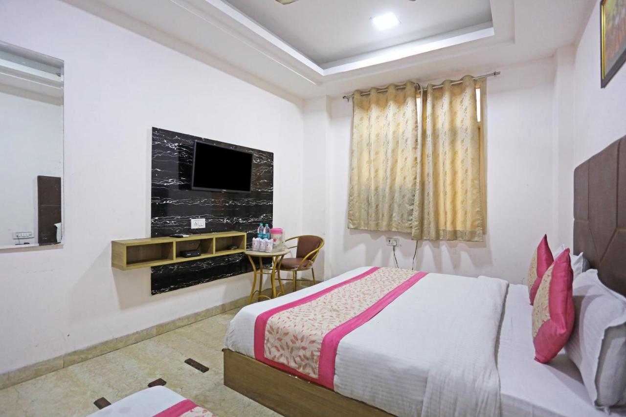 Sterling Inn, Hotel 3*