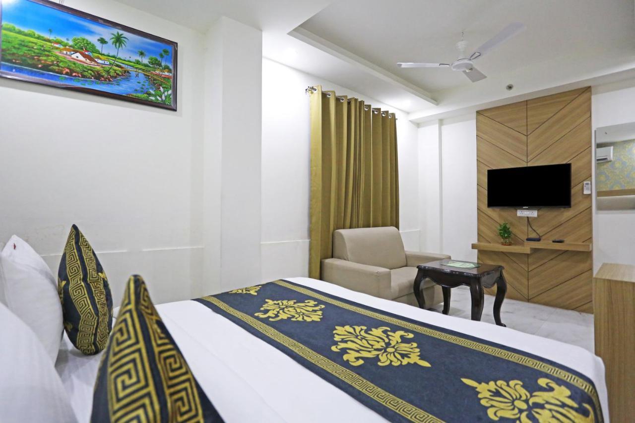Hotel Decent - Delhi Airport New Delhi
