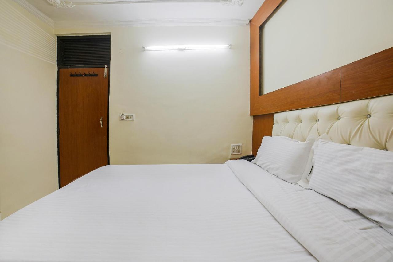 O Shyam Palace Near Railway Station Hotel