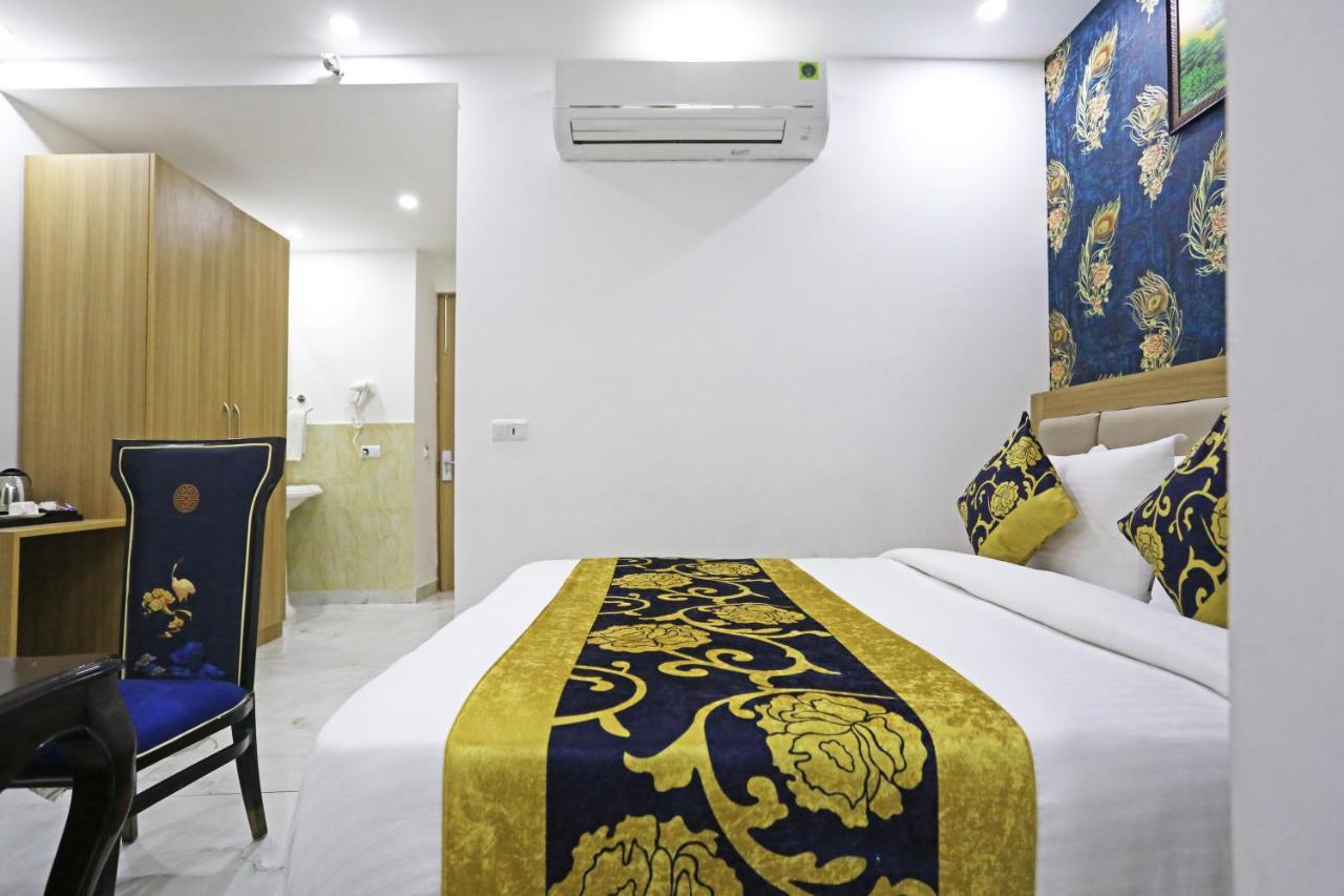 Hotel Decent - Delhi Airport