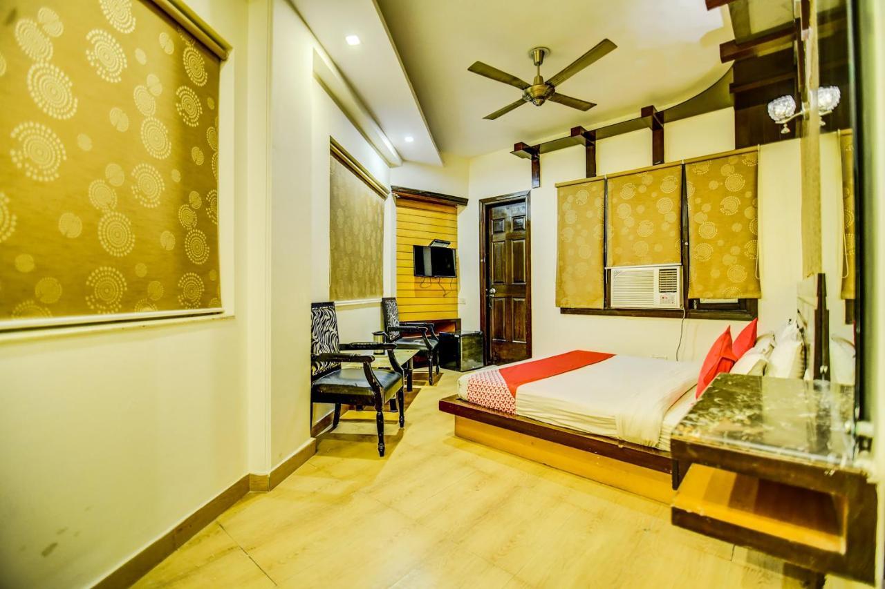 Oyo Asko International Near Gurudwara Shri Bangla Sahib Hotel New Delhi