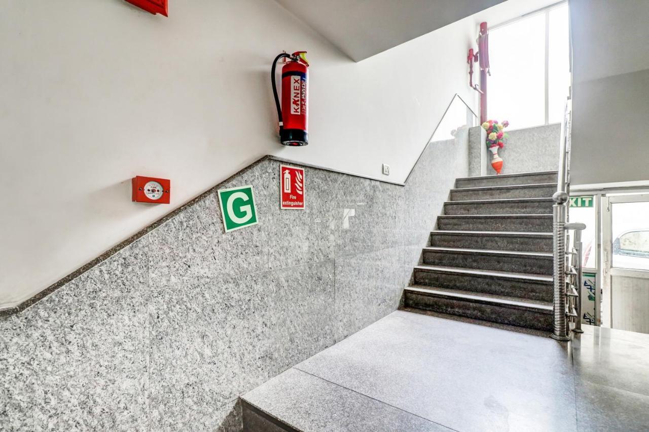 Oyo Olive Hotel 3*