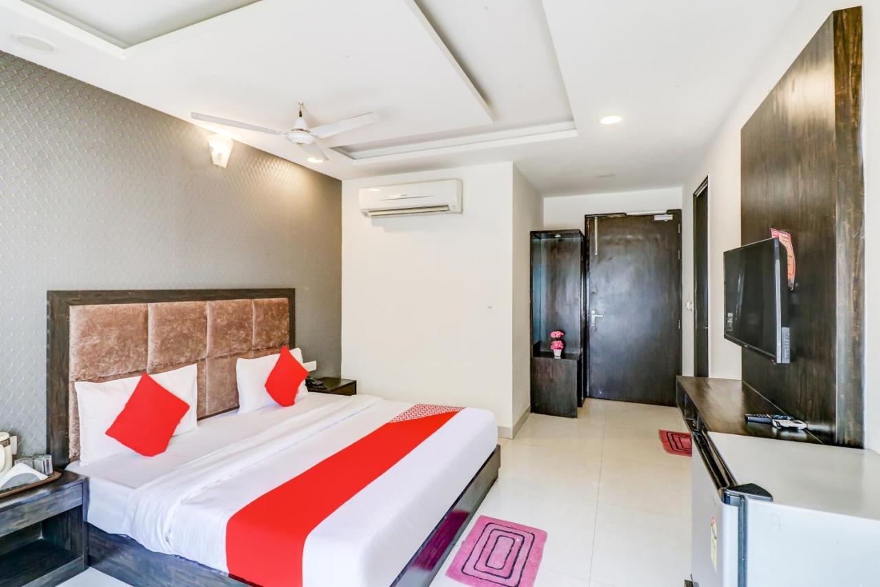 Oyo Olive Hotel