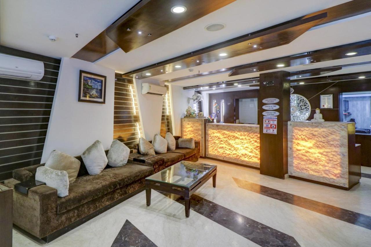 Townhouse 517 La Sapphire Near Delhi Airport 4* New Delhi