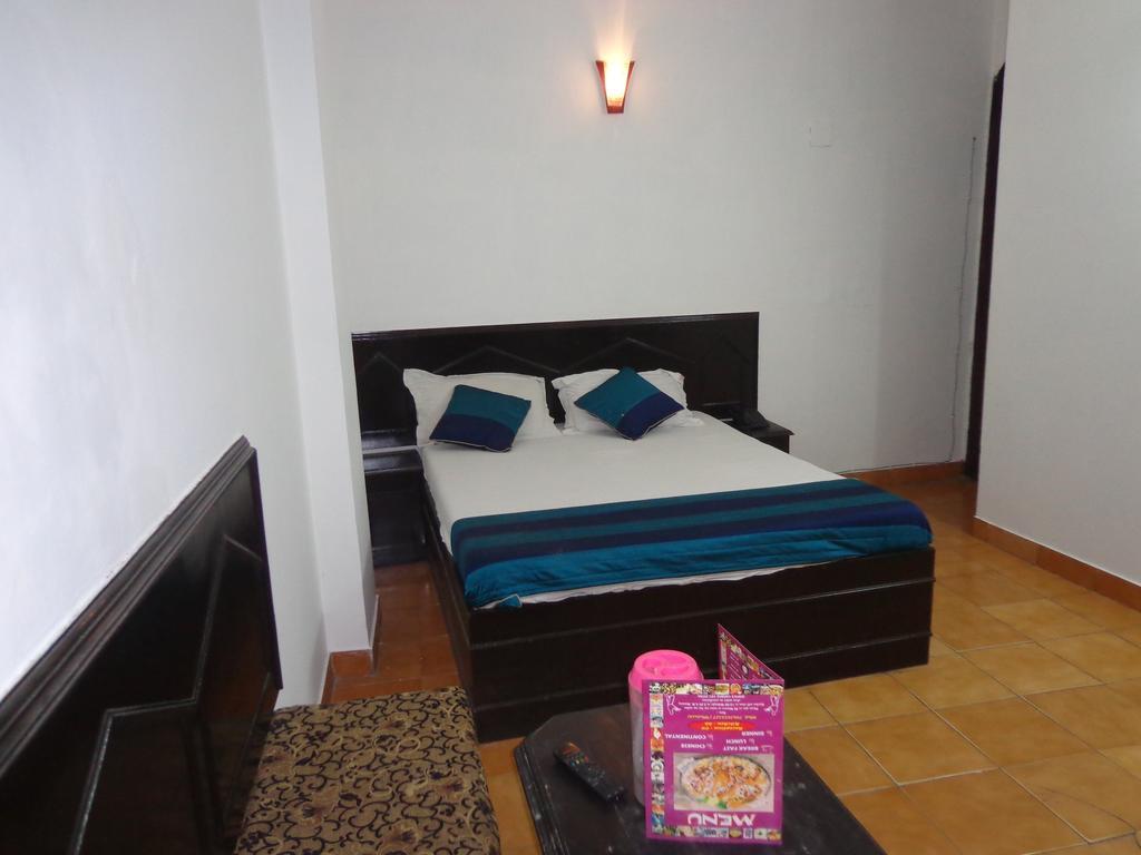 Hotel Flagship Hotel International Neelam Suites Near Jama Masjid