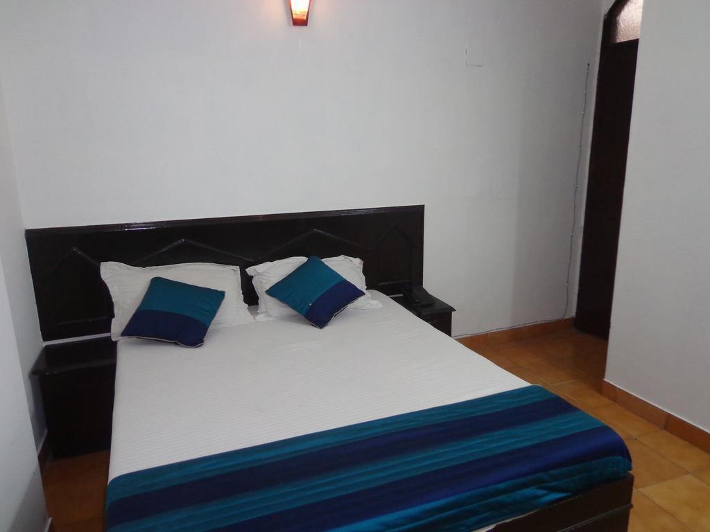 Hotel Flagship Hotel International Neelam Suites Near Jama Masjid