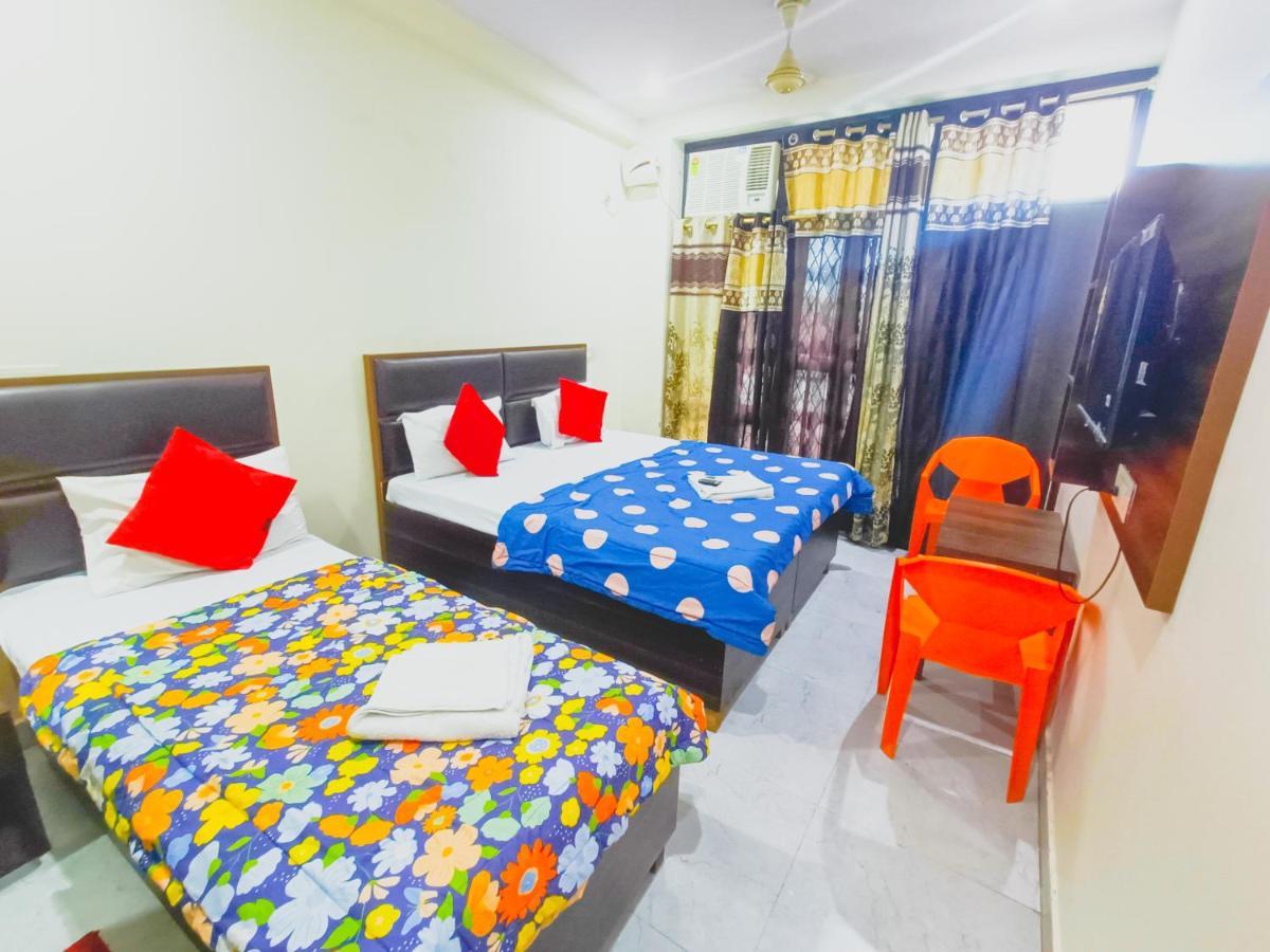 Roomshala 072 Starlight 3*