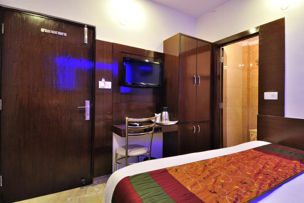 Nirmal Mahal - Paharganj - Hotel