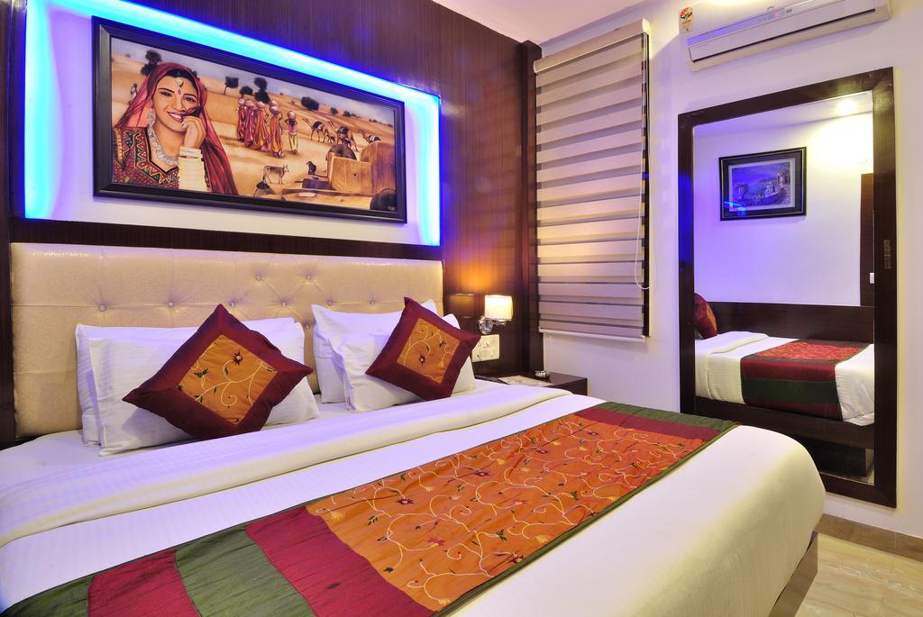 Nirmal Mahal - Paharganj -