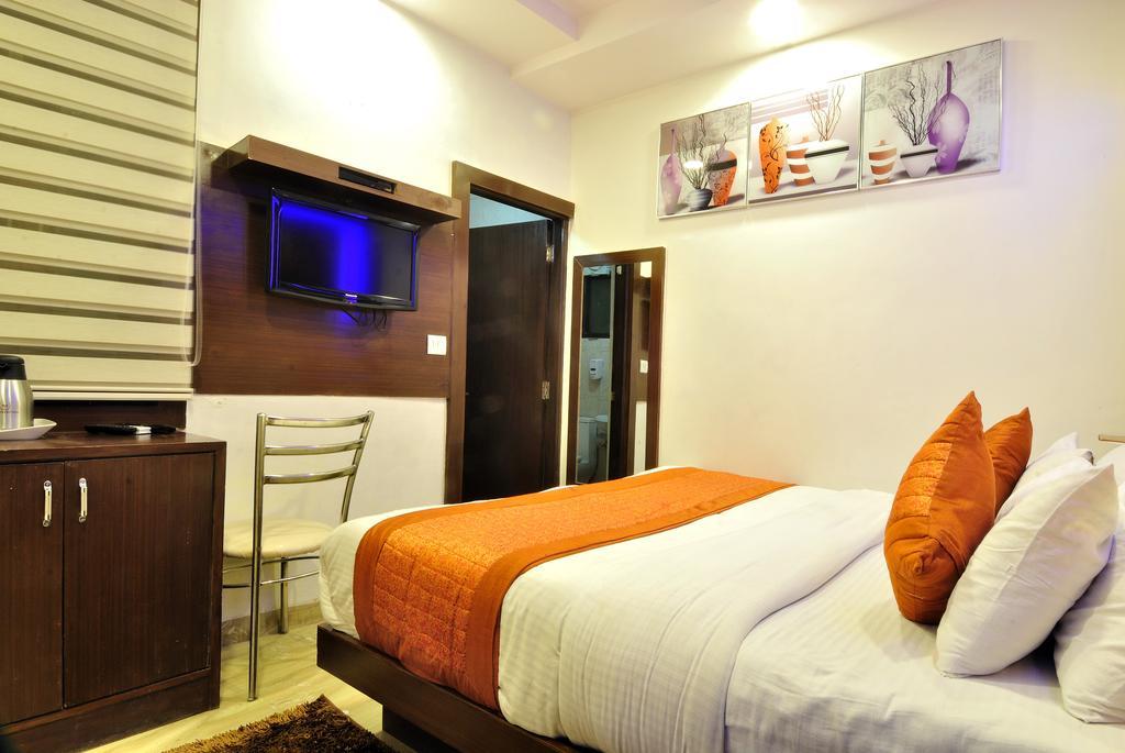Hotel Nirmal Mahal - Paharganj - Nova Deli