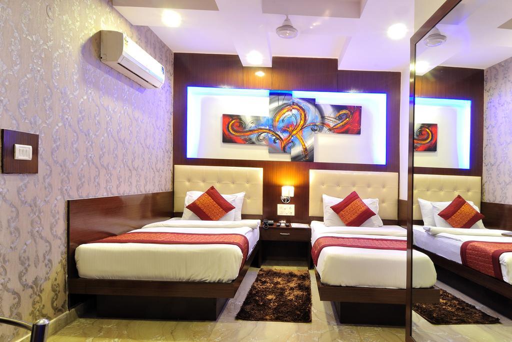 Nirmal Mahal - Paharganj - Hotel Nova Deli