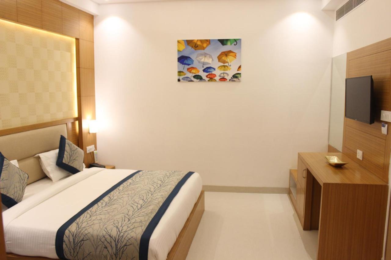 Hotel Transit Near Delhi Airport Nova Deli