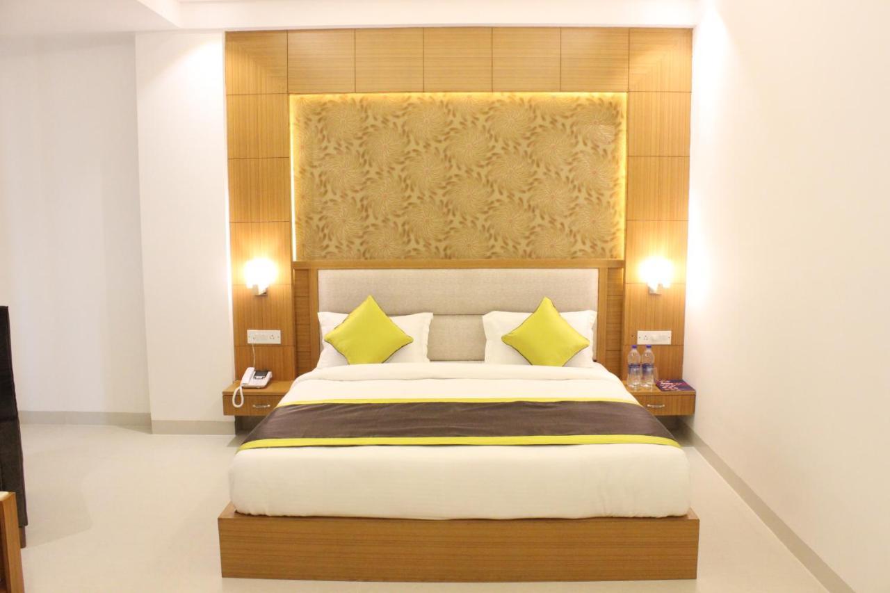 Hotel Transit Near Delhi Airport Nova Deli