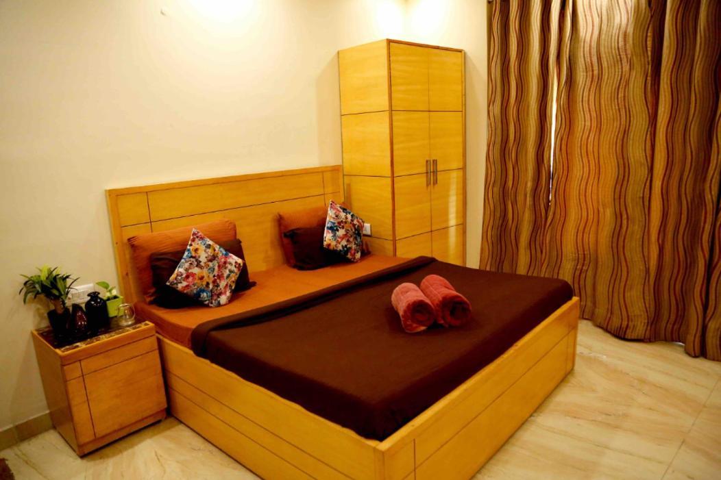 Divine Rajouri Garden Hotel New Delhi