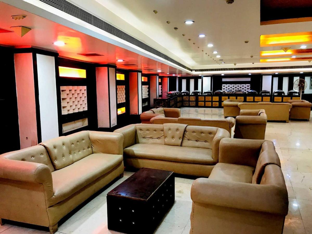 Hotel Oyo Townhouse 1100 Royal Near Akshardham 3*