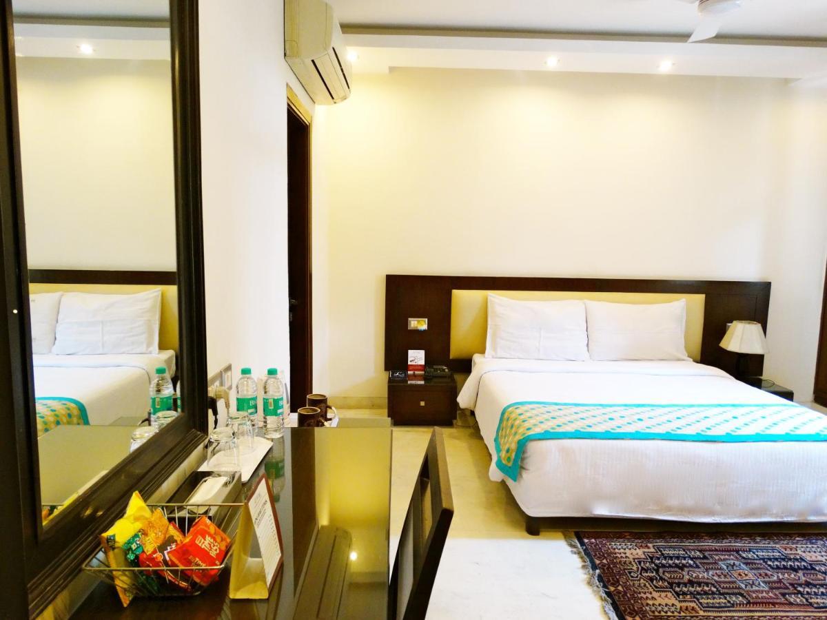 Hotel The Legend Delhi 3*