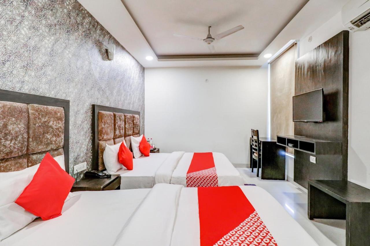 Oyo Olive Hotel