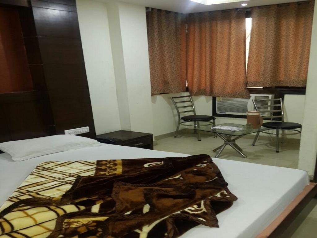 Hotel Shivam International - A Well Hygiene Staff Vaccinated 