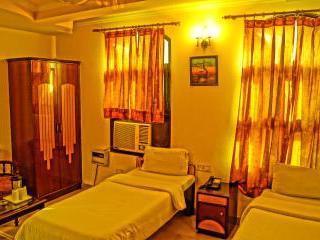 Hotel Treebo Paras International Delhi (National Capital Territory of India)