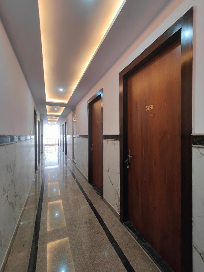 D'capitol Suites Delhi Aerocity Hotel Nova Deli