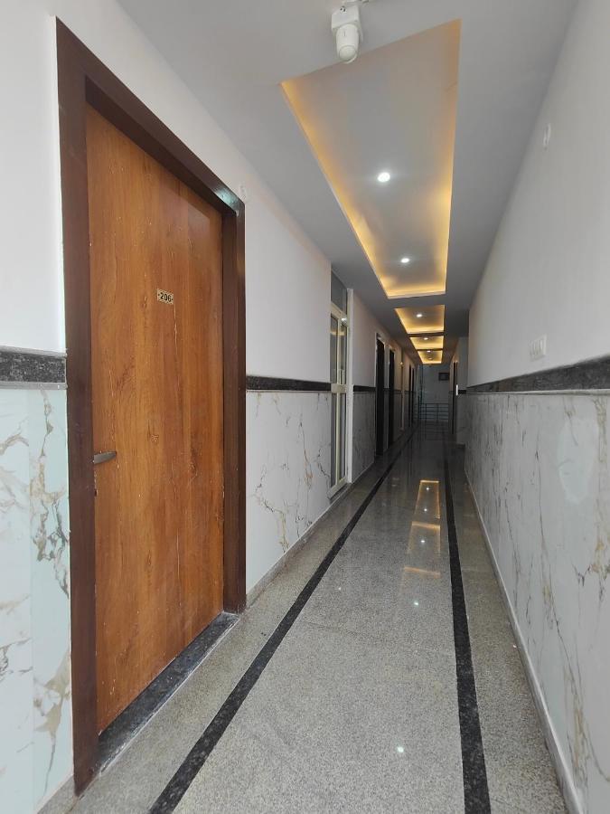 D'capitol Suites Delhi Aerocity Hotel