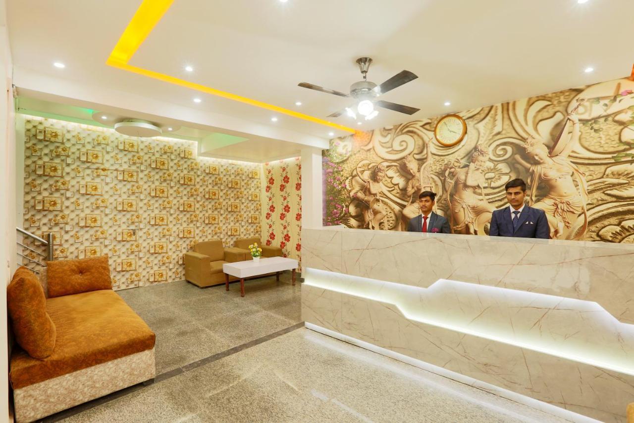 Oaks Plaza Hotel 4*