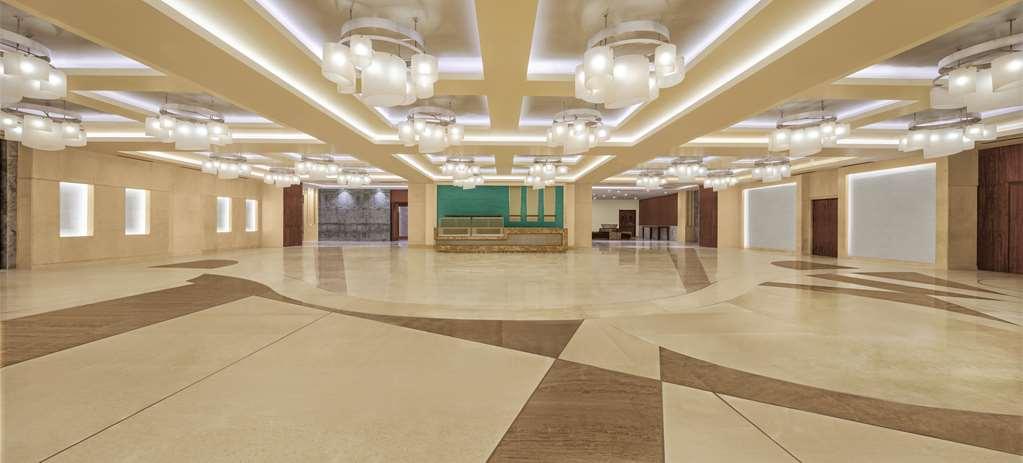 Hotel Hyatt Centric Janakpuri New Delhi