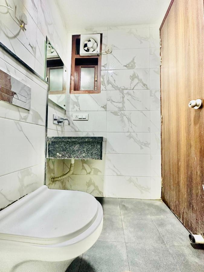 Hotel Glace International Near Delhi Airport New Delhi