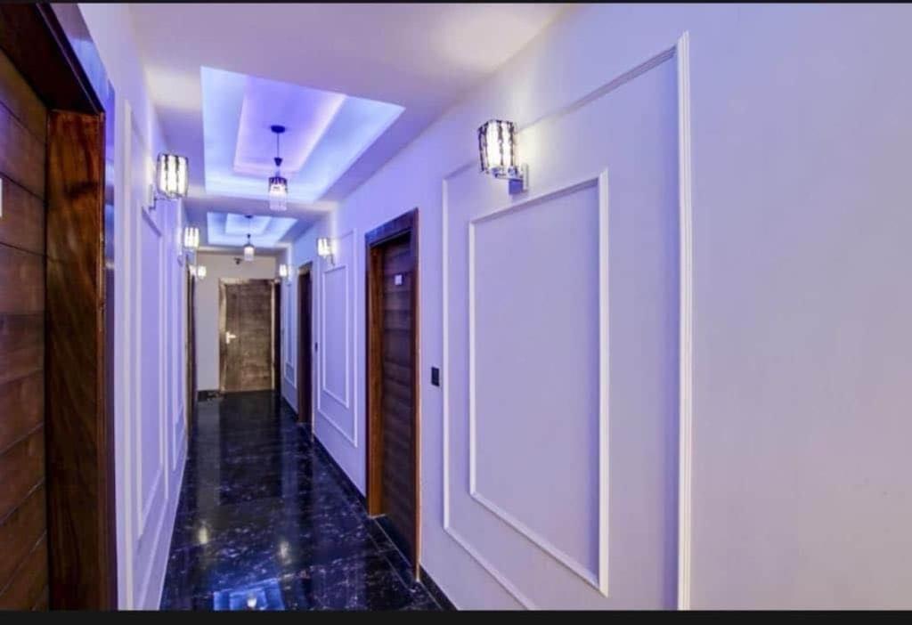Oyo Luxury Retreat New Delhi
