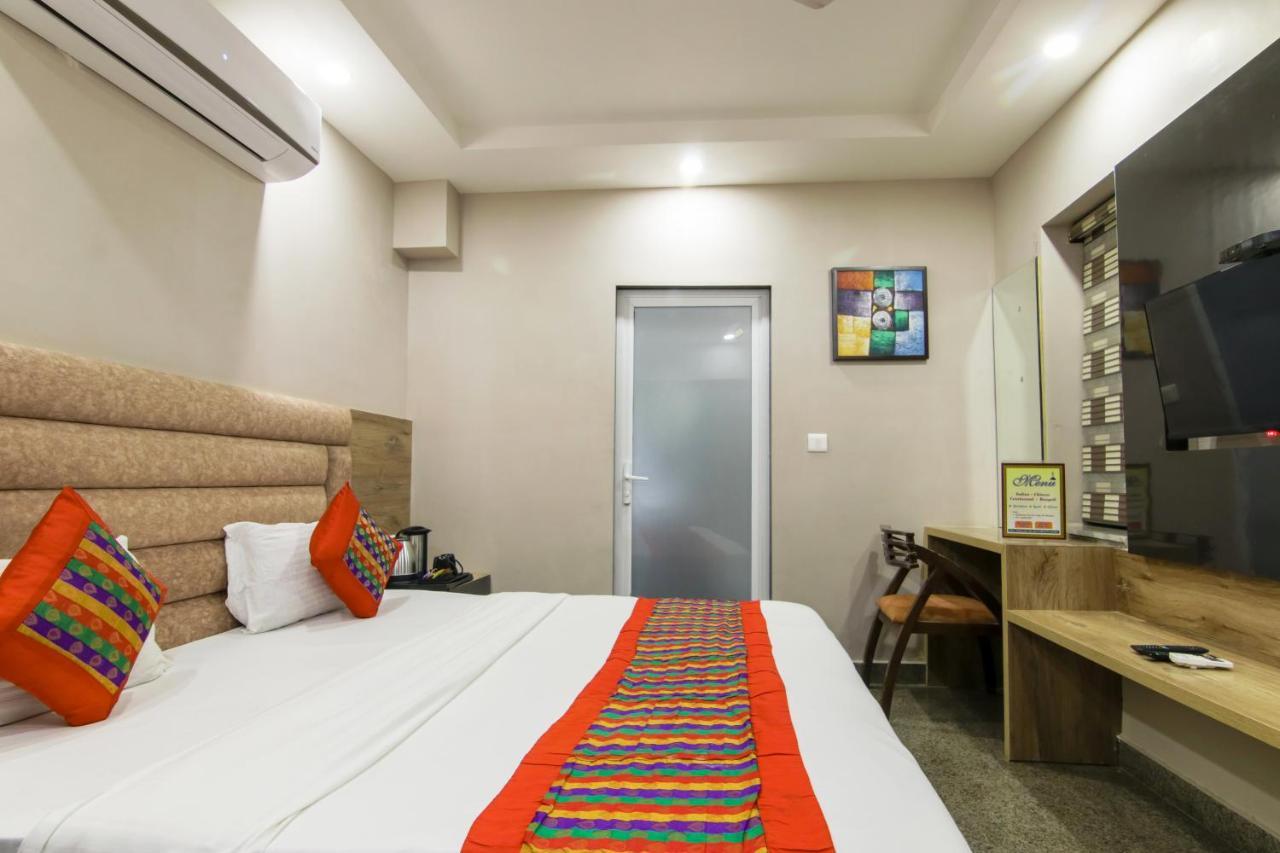 Hotel Anand - Walk In From Railway Station Nova Deli