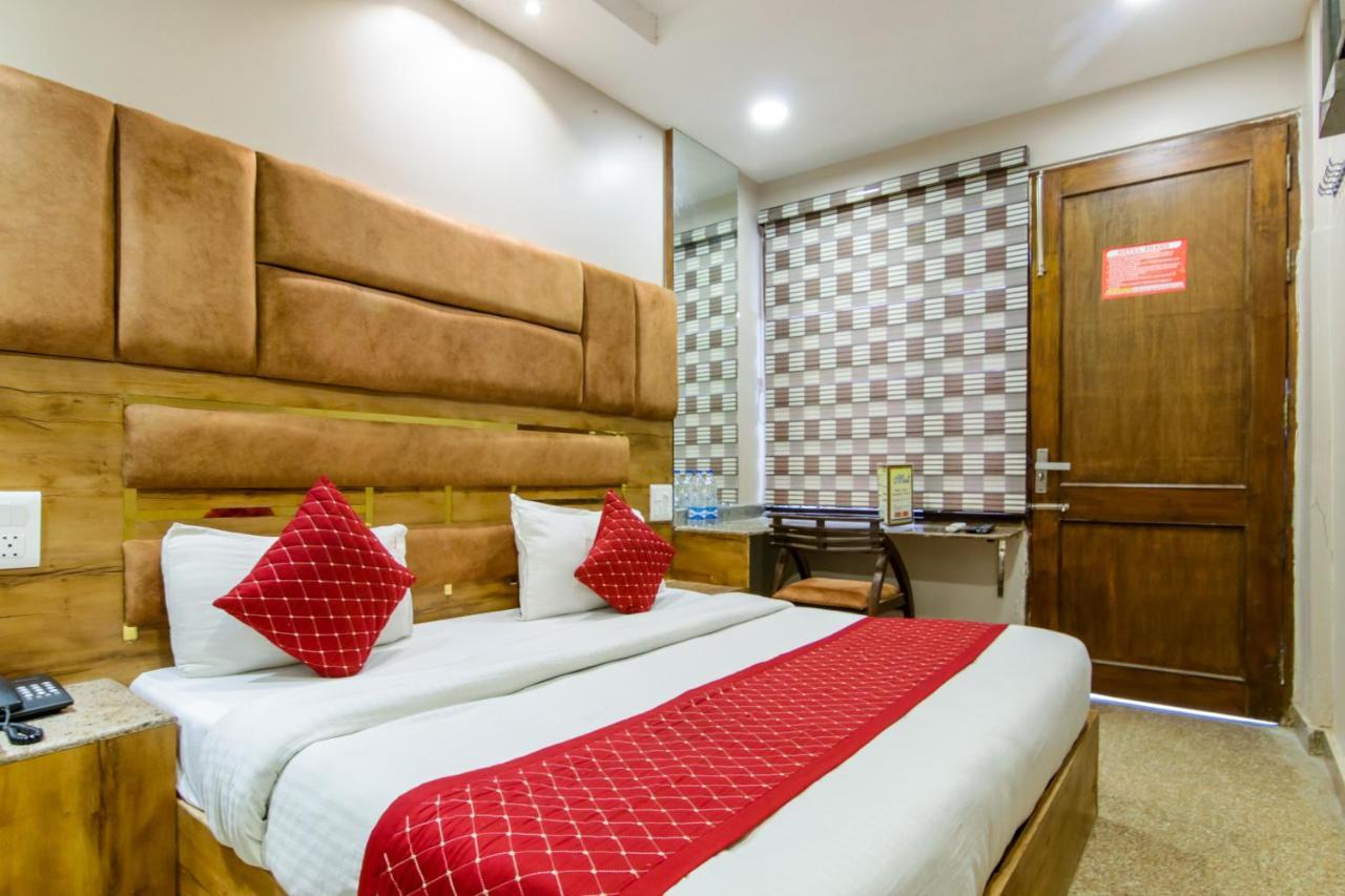 Hotel Anand - Walk In From Railway Station