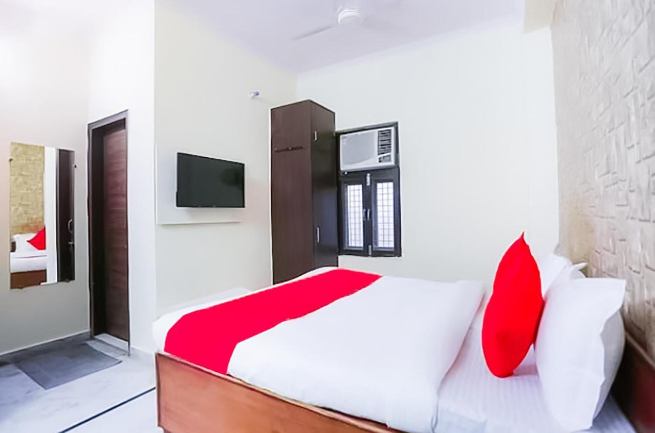 Fly Near Laxmi Nagar Metro Station 3* Nova Deli