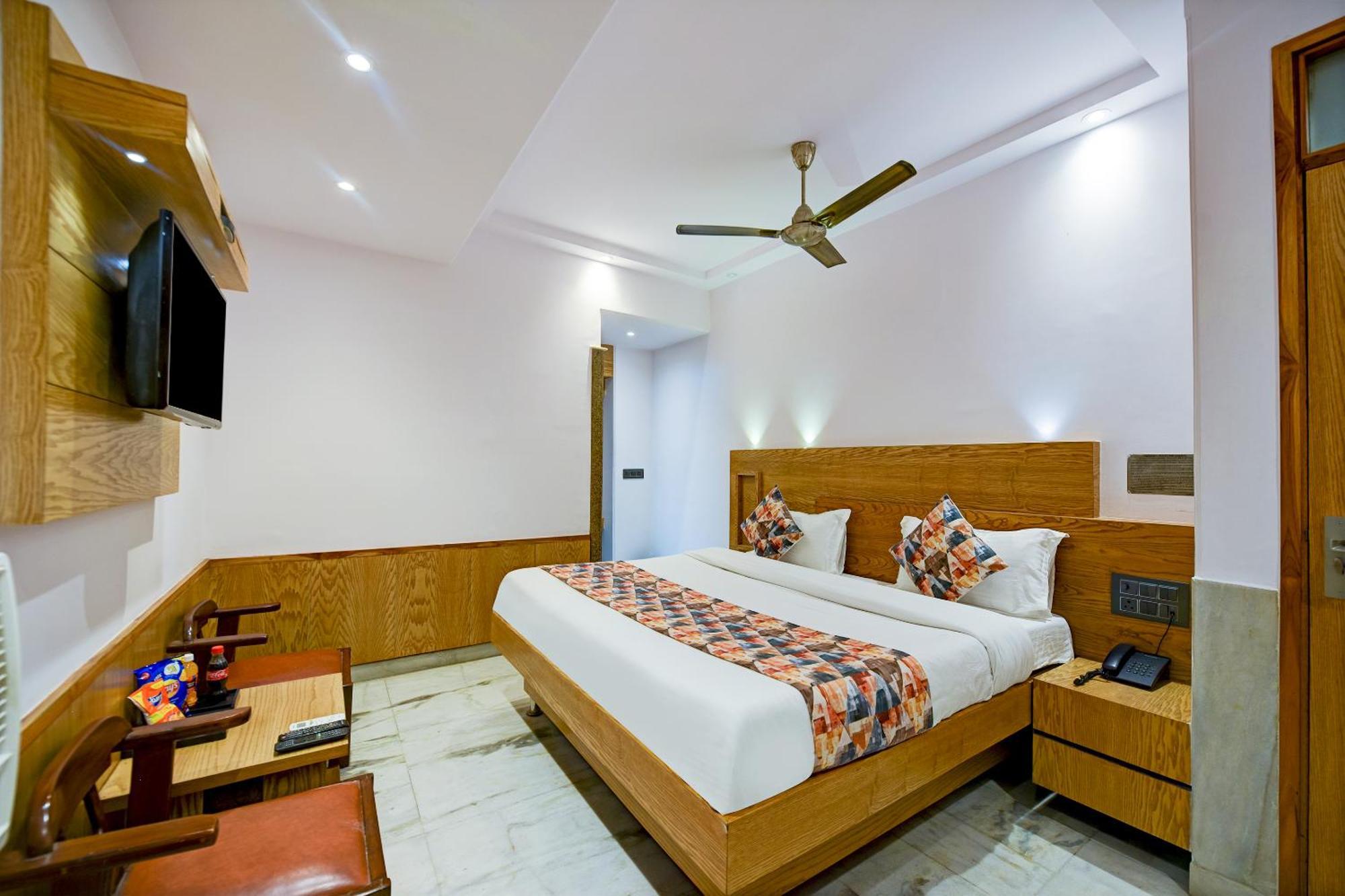 Yes Please -new Delhi Hotel 4*