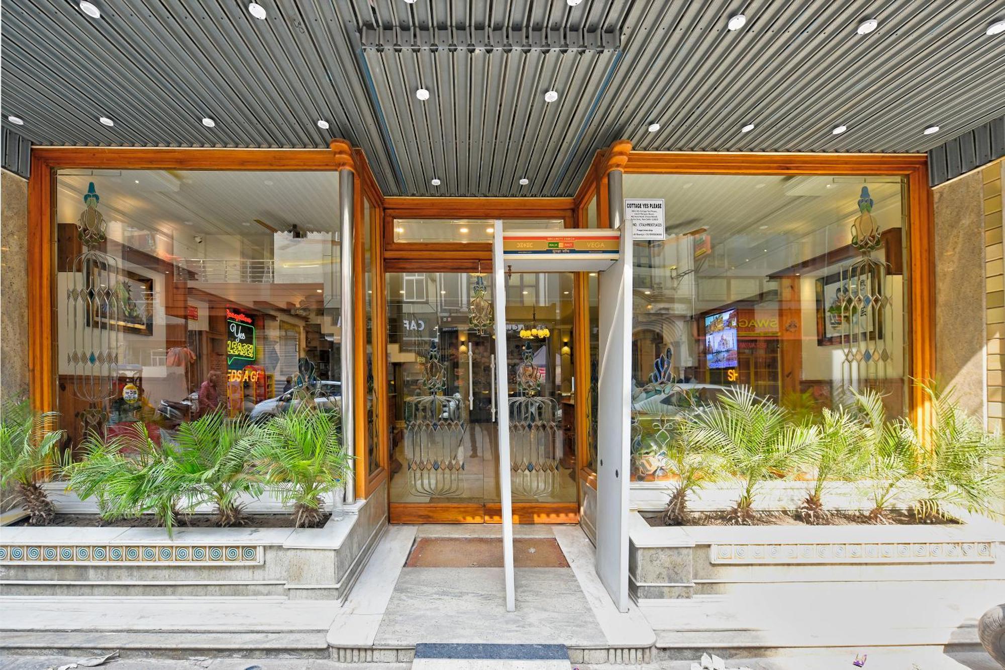 Hotel Yes Please -new Delhi