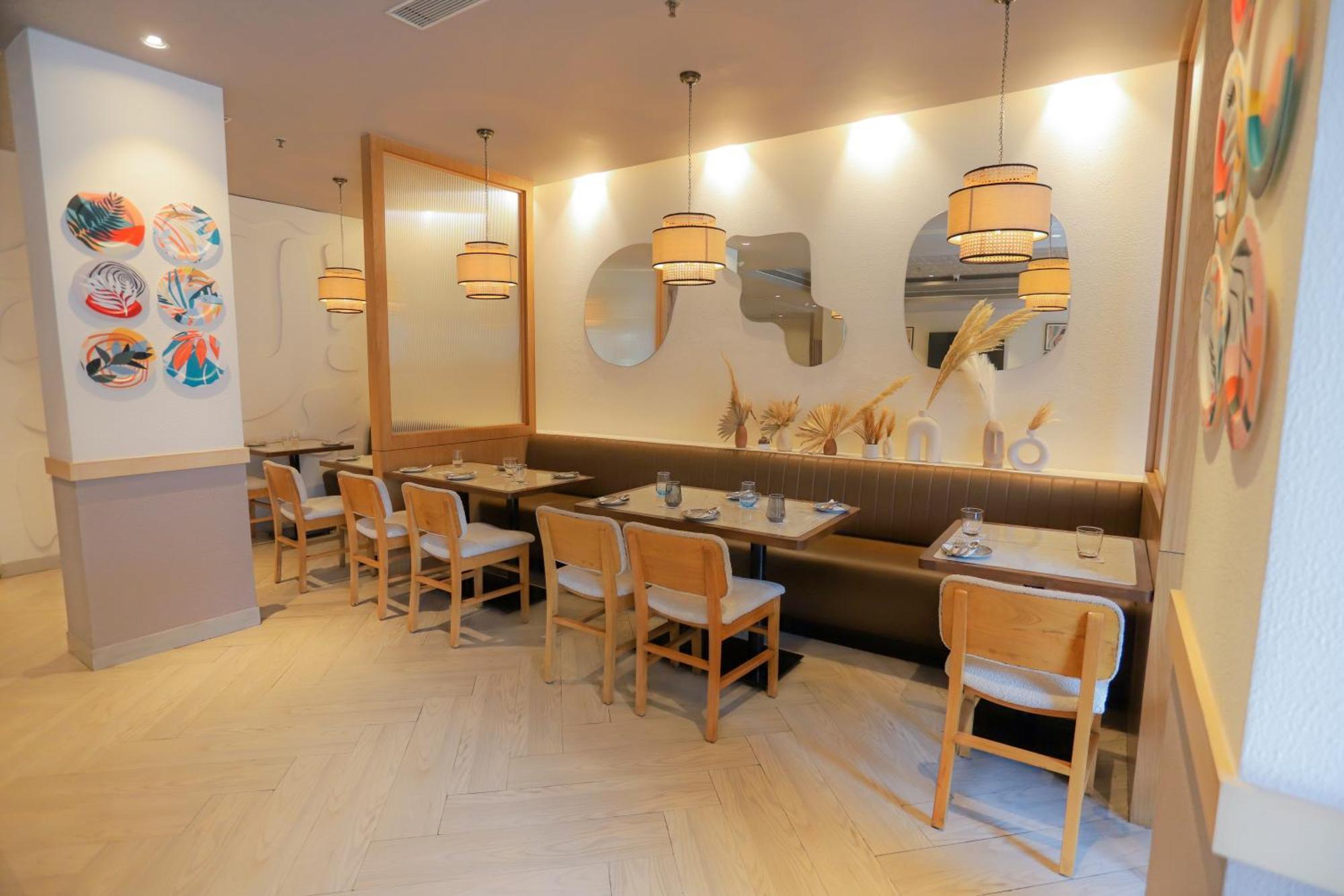 Park By Radisson,south Delhi Hotel