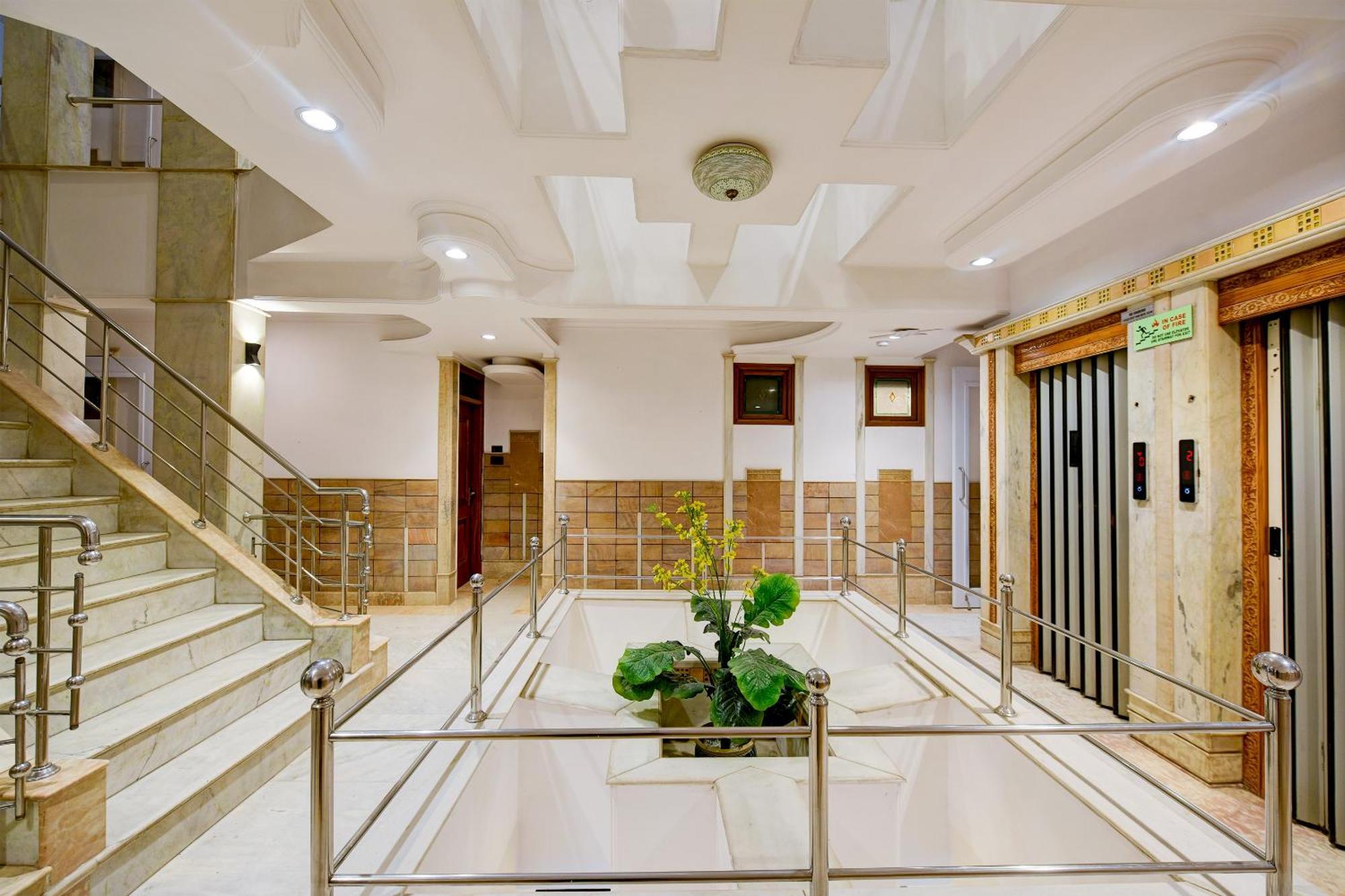 Hotel Yes Please -new Delhi