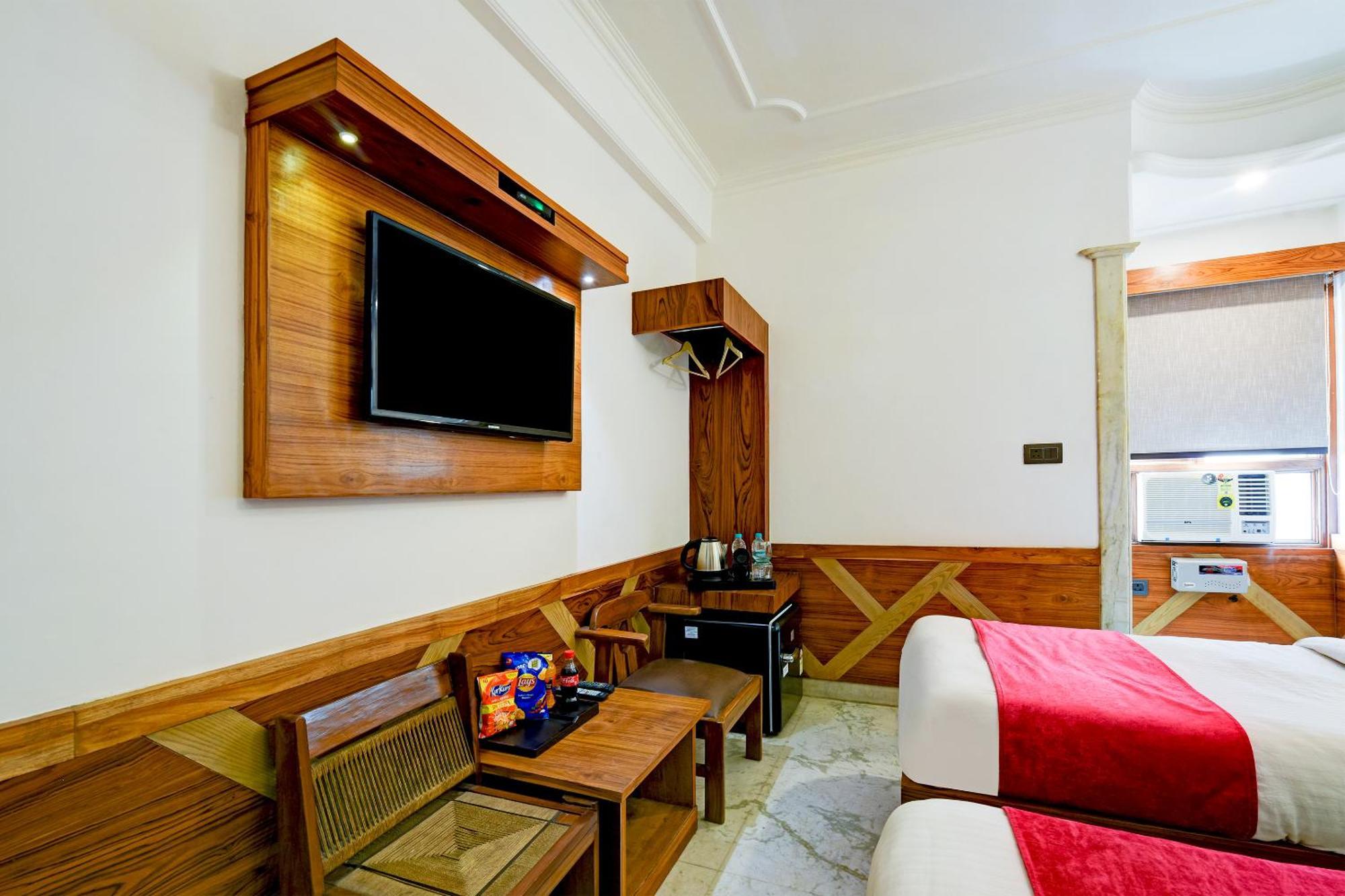 Yes Please -new Delhi 4* New Delhi