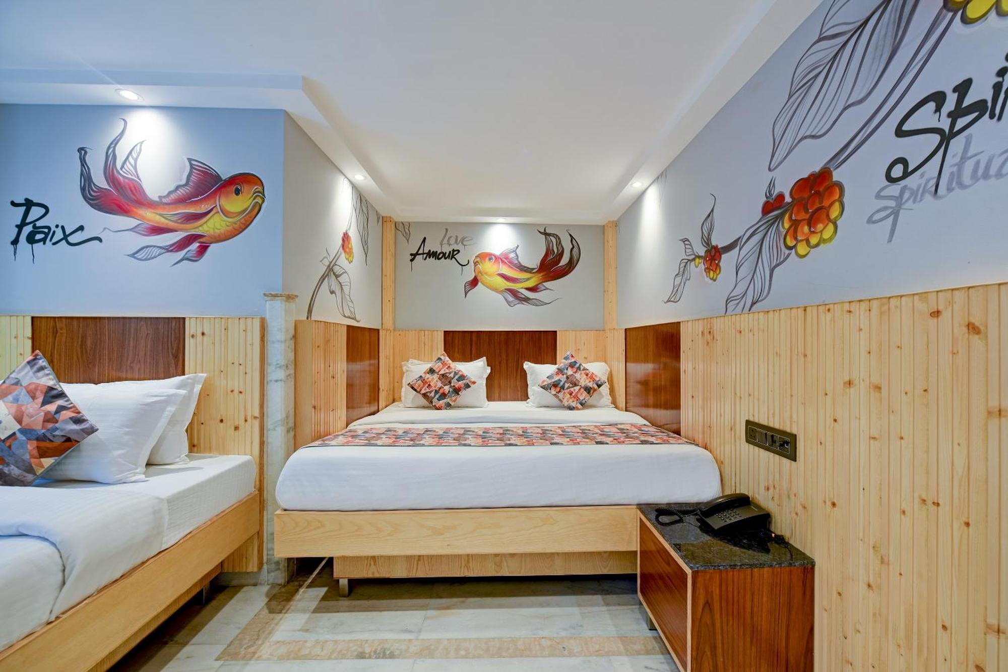 Hotel Yes Please -new Delhi New Delhi