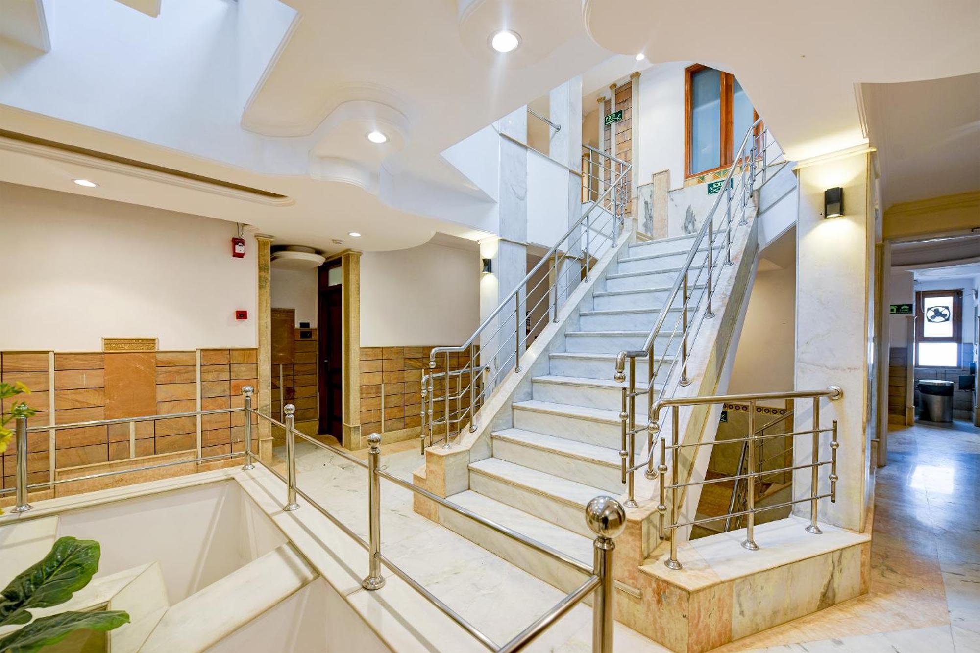 Hotel Yes Please -new Delhi