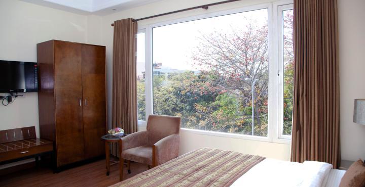 Hotel Alpina &