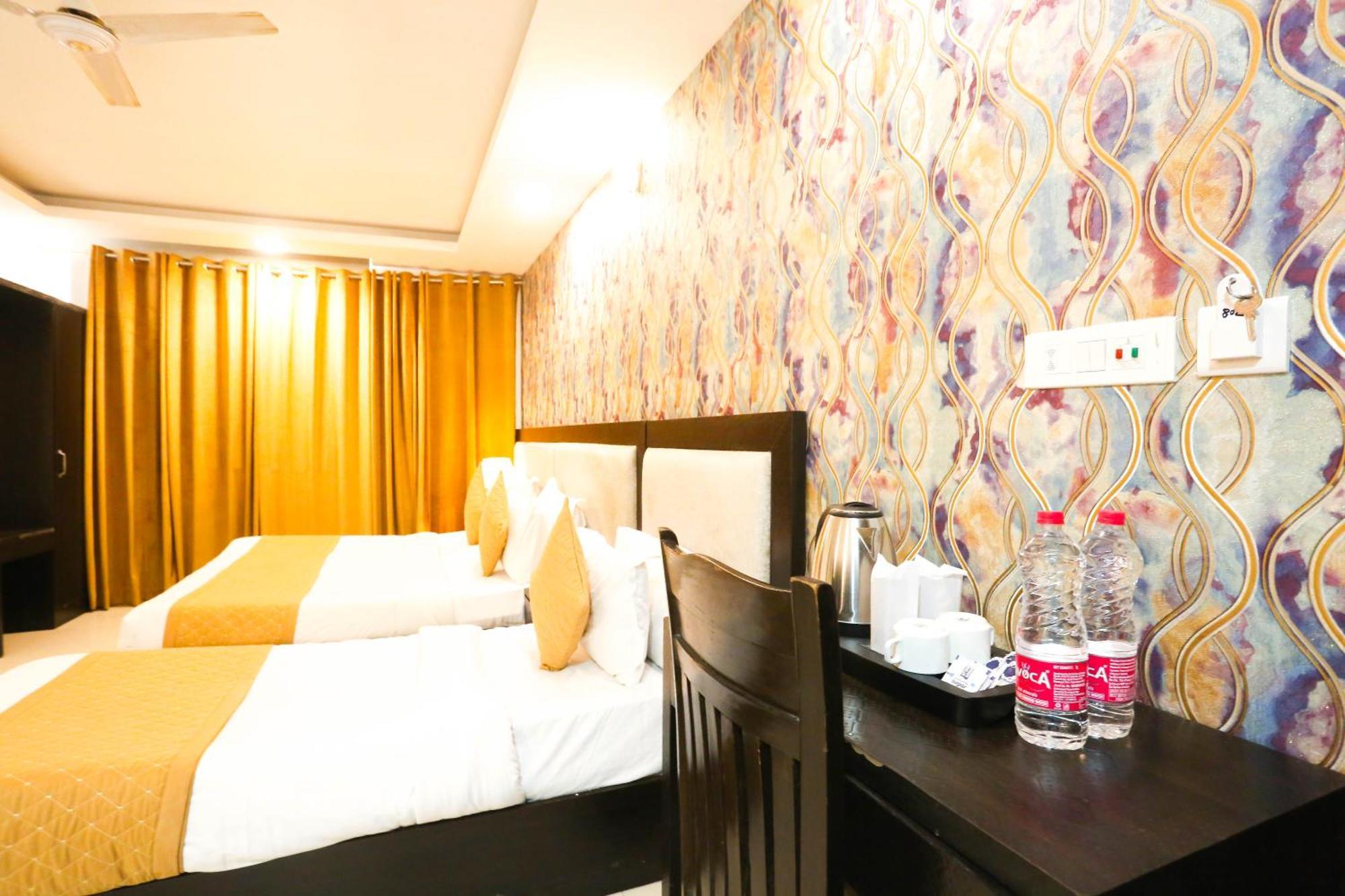 Hotel Aashiyana